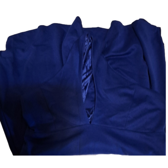 Get Party Ready with This Little Blue Dress XL - Picture 4 of 9